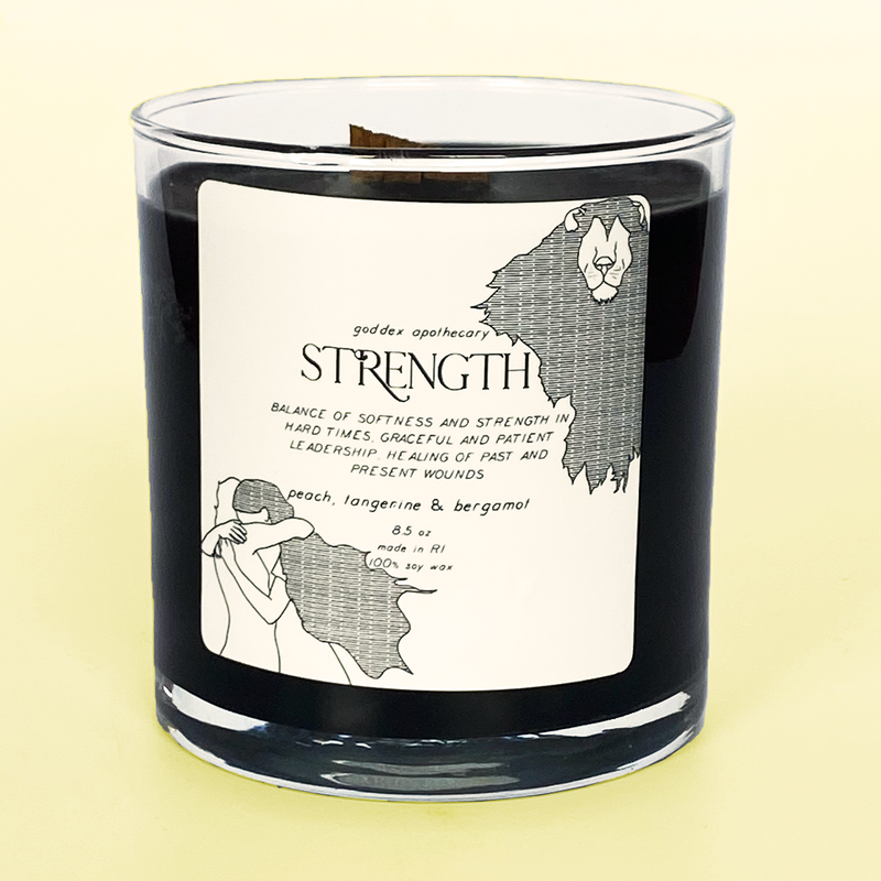 Strength | Peach & Bergamot Tarot Soy Candle